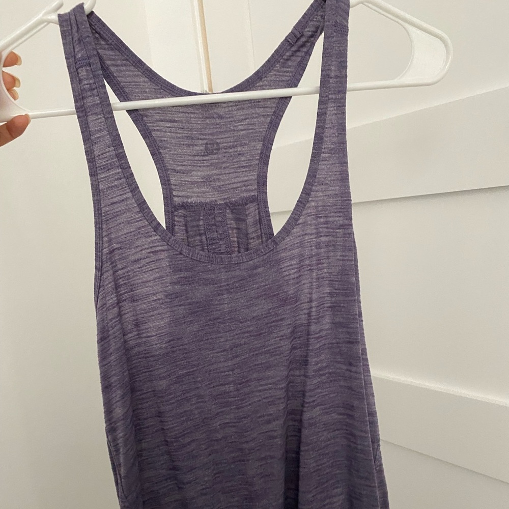 Lululemon tank